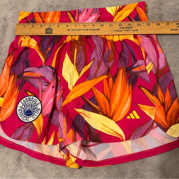 Adidas + Farm Rio Tropical Club Pacer Bold Pink Floral Training Shorts New M - Picture 8 of 12
